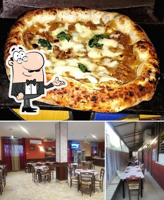 La interni e pizza del ristorante