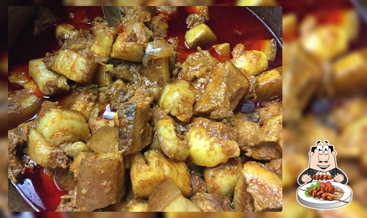 Fatik da r Dokaan (Pork Jhol)