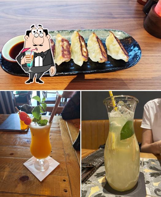 В Noosou Asian Fresh Kitchen есть напитки, еда и многое другое