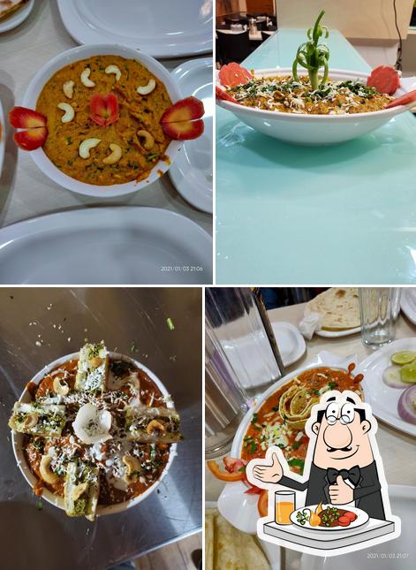 ಹೊಟೇಲ್ ನಿಷ್ಠಾ ( HOTEL NISHTHA GARDEN EXECUTIVE ONLY Veg Restaurant)