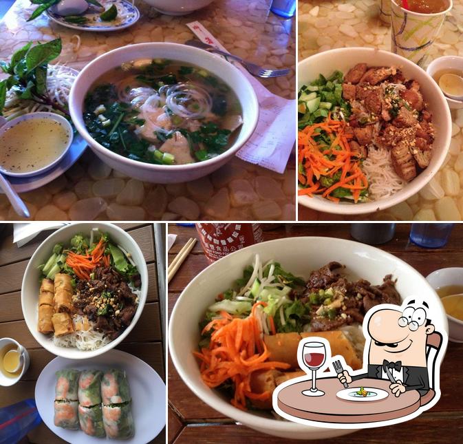 Tea Light Café in Phoenix Restaurant menu and reviews