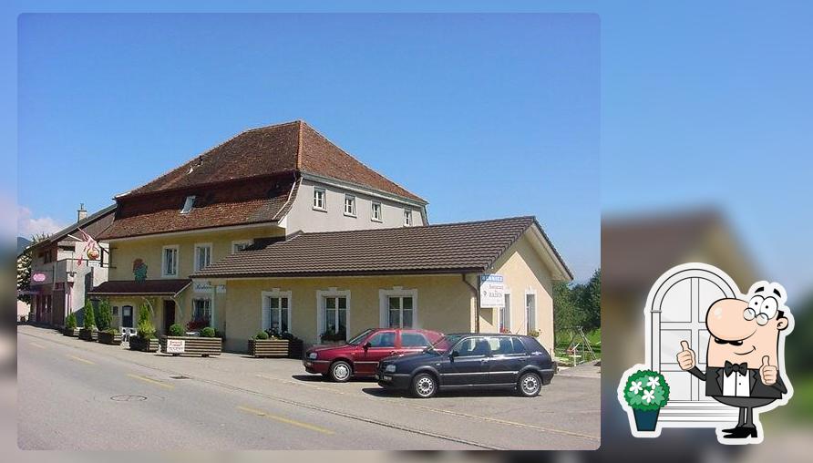 Jetez un coup d’œil à l'espace ouvert de Restaurant du Raisin