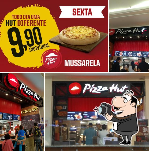 Here's an image of Pizza Hut Shopping Guararapes: Pizzaria, Sobremesas em Jaboatão dos Guararapes