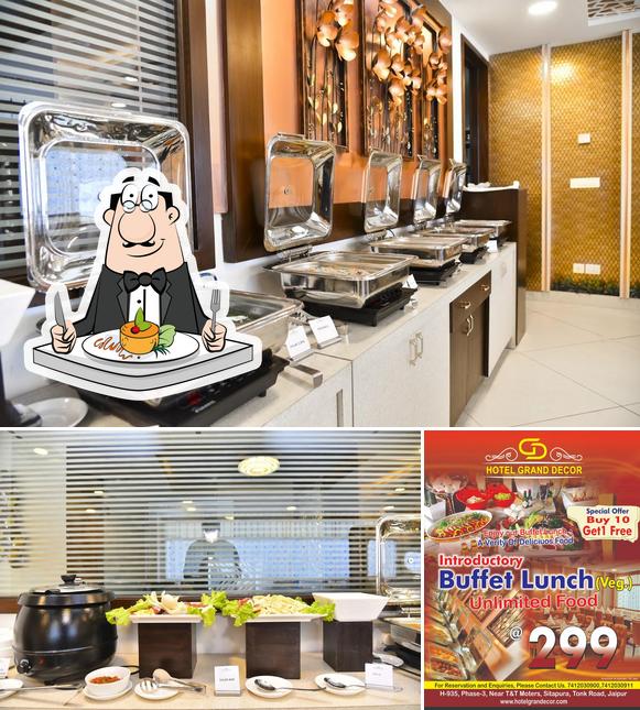 Food at Drink & Dine Restro Bar @ Hotel Sun City Plaza-Sitapura