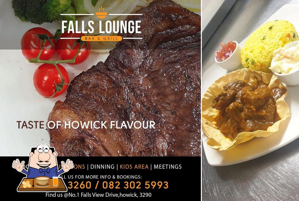 Comida en Falls Lounge _ bar & grill