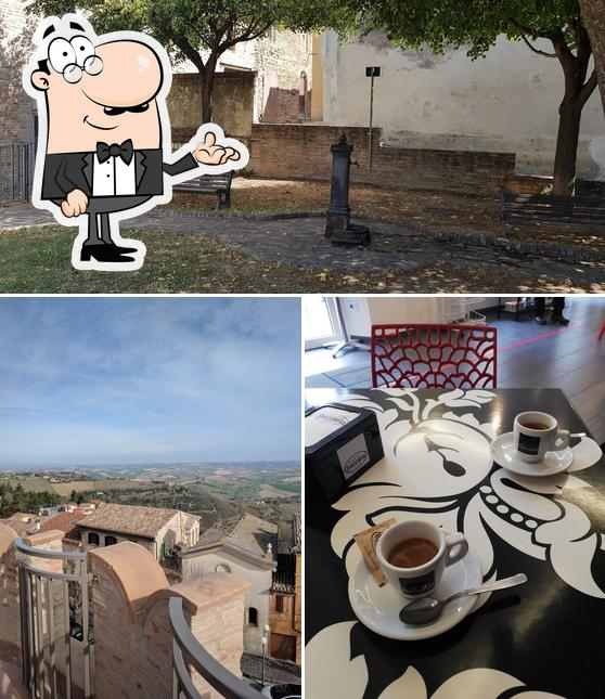 La foto di interni e esterno da Agorà Caffè