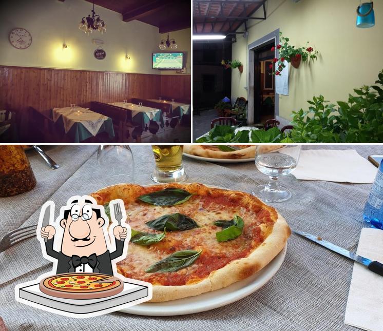 Get pizza at L'Incanto Srl