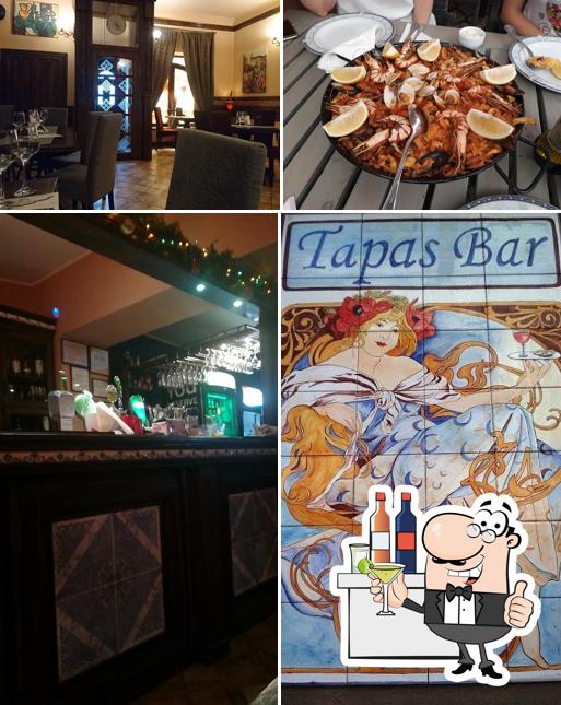 Voir l'image de Tapas Bar