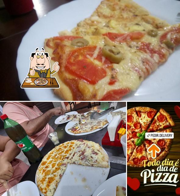 Peça diferentes tipos de pizza