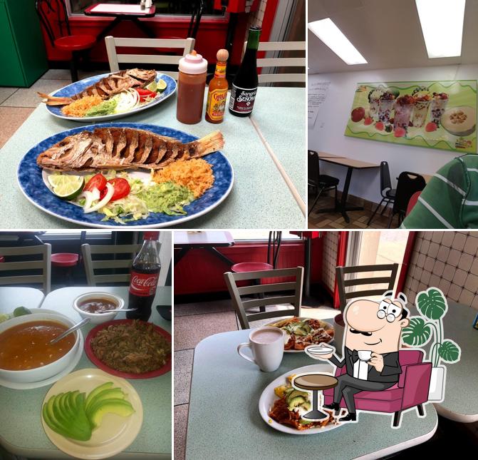 Top 5 restaurants with mexican tacos in Elkhart, september 2024