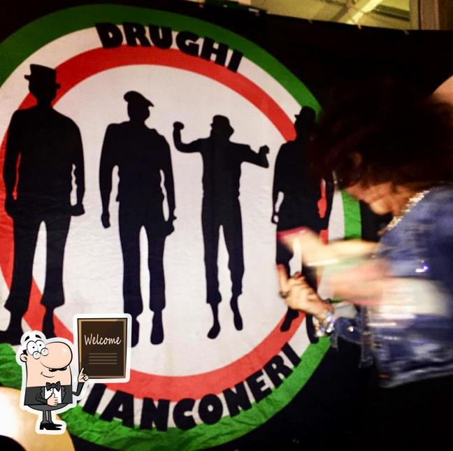 Voir cette image de Drughi