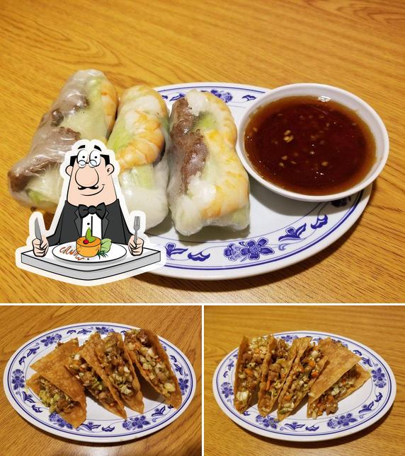 Gold Dragon Chinese Food, 34080 County Line Rd 1/2 in Yucaipa