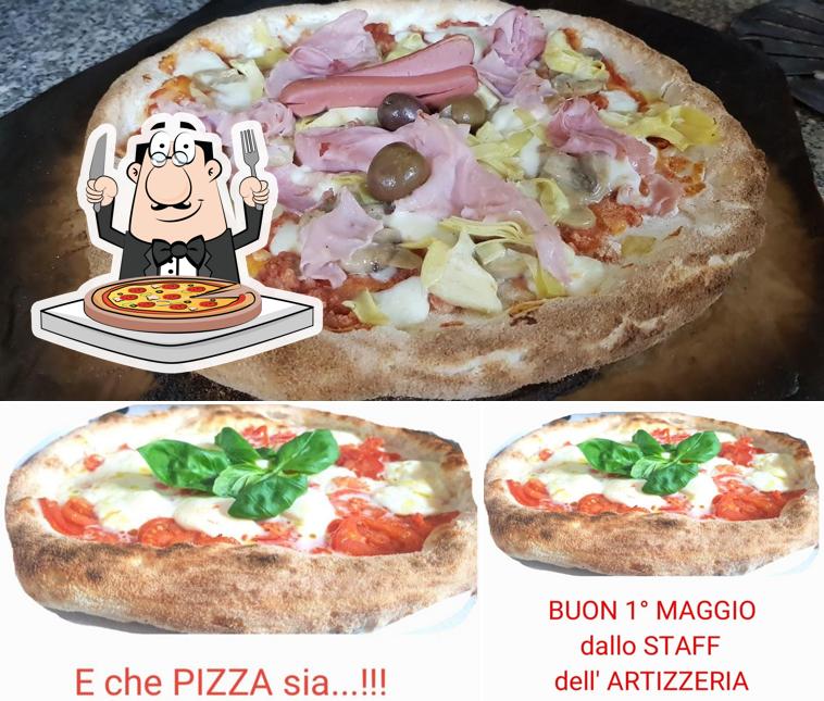 Scegli una pizza a L' Artizzeria Pizzeria Panozzeria Sfizzikeria