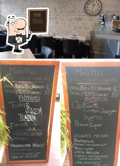 Découvrez le menu du jour sur le tableau