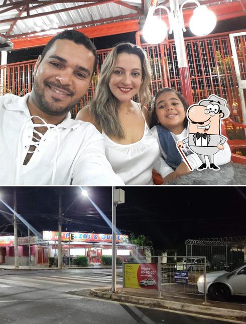 Veja imagens do exterior do Pizzas Edgard