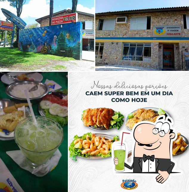 Насладитесь напитками в атмосфере "Restaurante Peixinho & Pizzaria"