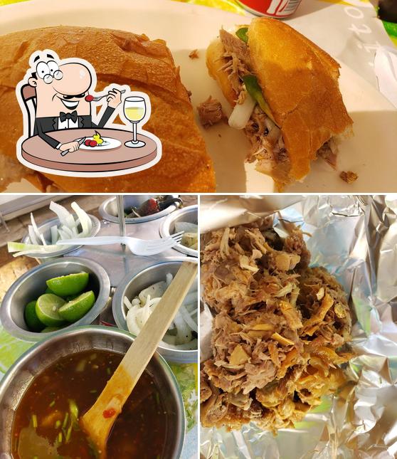 Carnitas El Camino El Bigotes restaurant, Mazatlán, Av. Carlos Canseco 6061