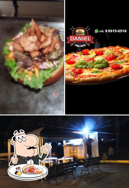 Peça pizza no DANIEL FOOD TRUK LANCHES, porção, bebidas