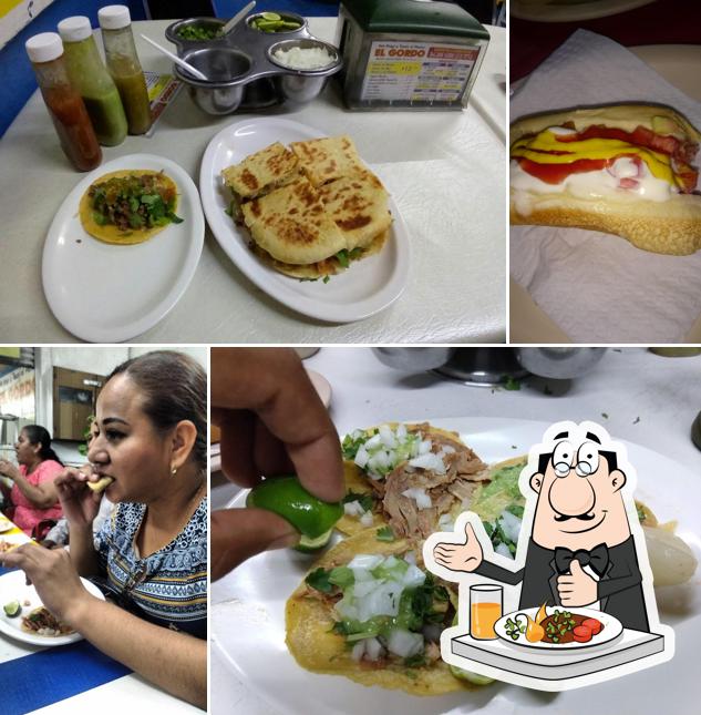 Hot Dogs y Tacos al Pastor El Gordo restaurant, Villa de Álvarez