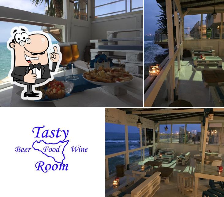 Ecco un'immagine di TASTY ROOM