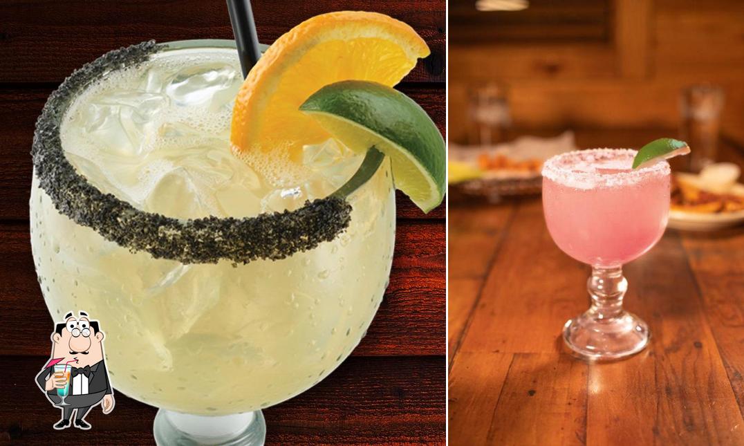 Texas Roadhouse in Hamilton Restaurant menu and reviews