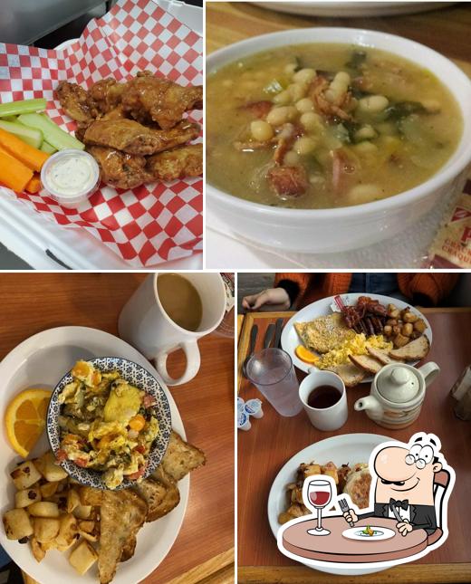 Shaker's Diner in Lakefield Restaurant menu and reviews