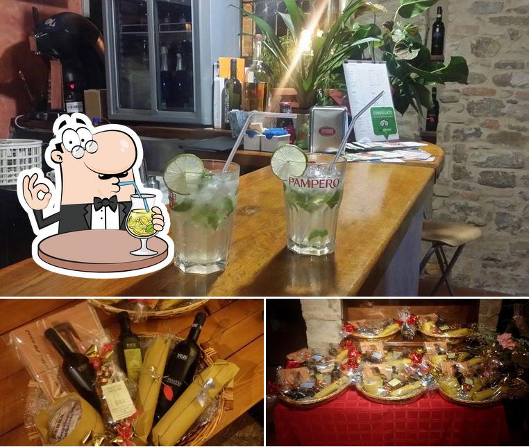 La immagine della bevanda e cibo di Enoteca Staffolo Wine Bar