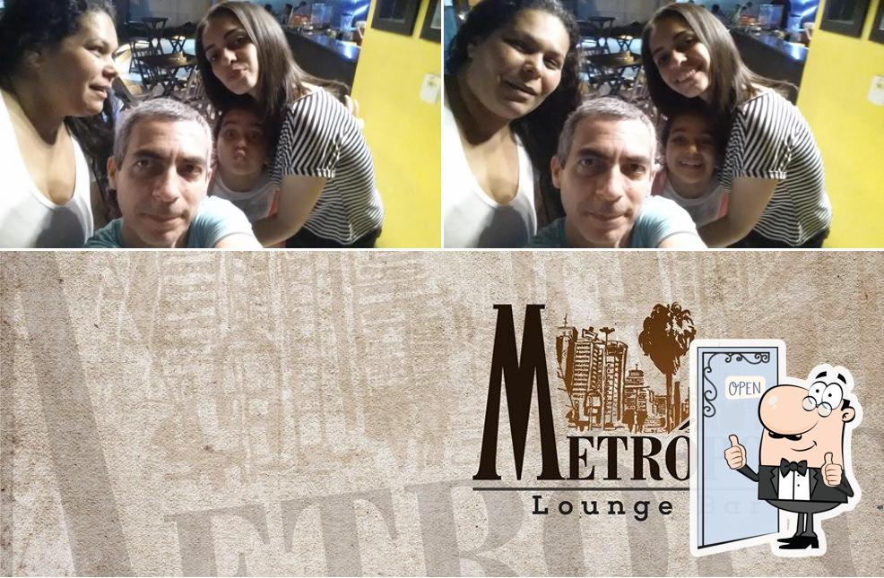 Look at the photo of Metrópole Lounge Bar