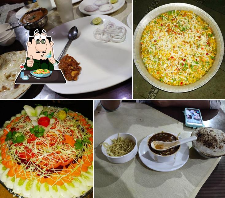 Hotel Ghanshyam (Pure Veg)