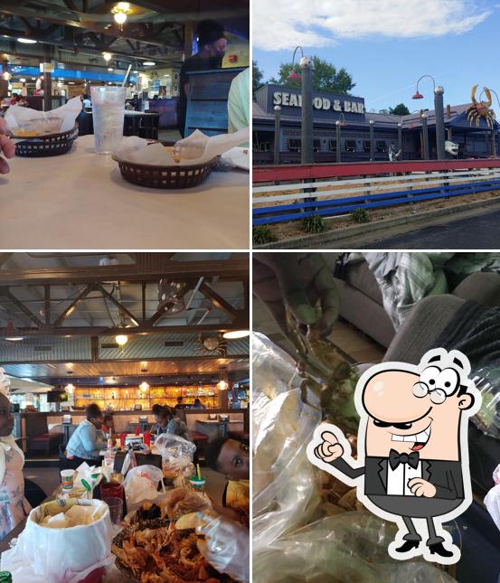 The Krab Hut Duluth, GA in Duluth Restaurant menu and reviews