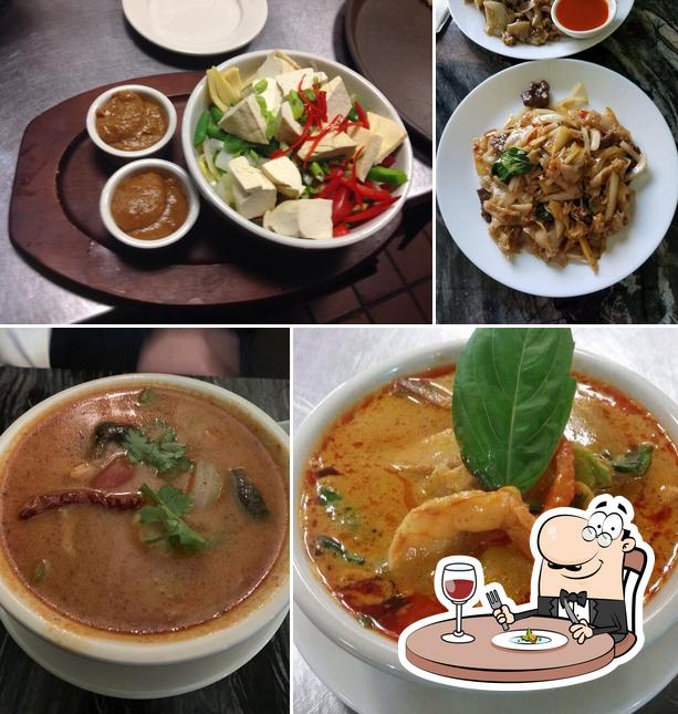 Whoopi Thai Cuisine In Fairfield Restaurant Menu And Reviews