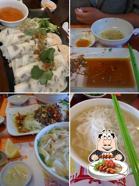 Comida en Hai Phong Noodles