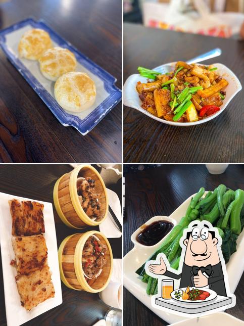 Meals at Yung Yee Kee Dim Sum