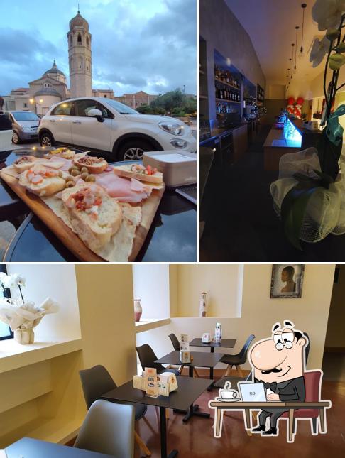 Il Duomo bar caffetteria si caratterizza per la interni e esterno