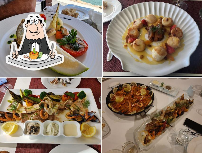 Nourriture à Al Marsa - paella