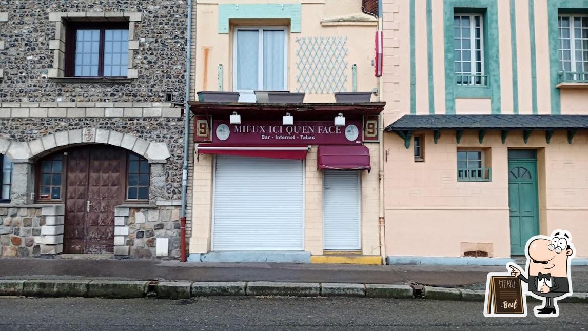 Plaque Murale Humoristique "Ici C'est Bien Mieux Qu'En Face" – Décoration Intérieure Originale