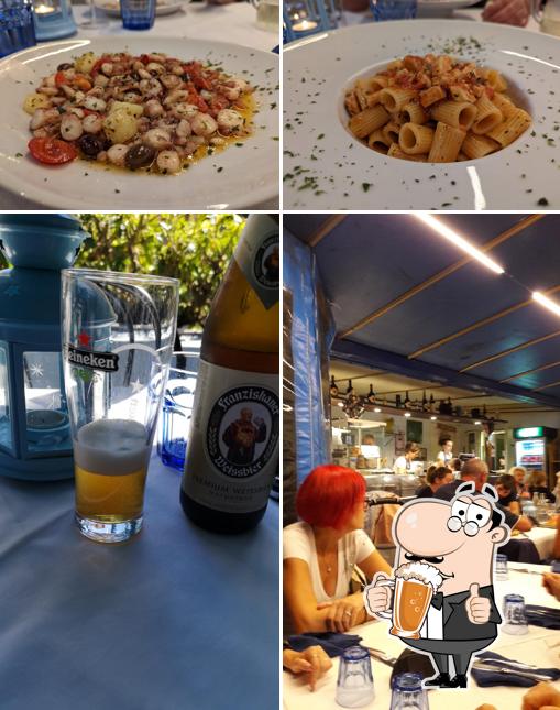 Puoi goderti un rinfrescante bicchiere di birra chiara o scura