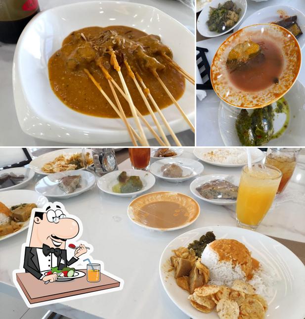 Food at RM Sederhana