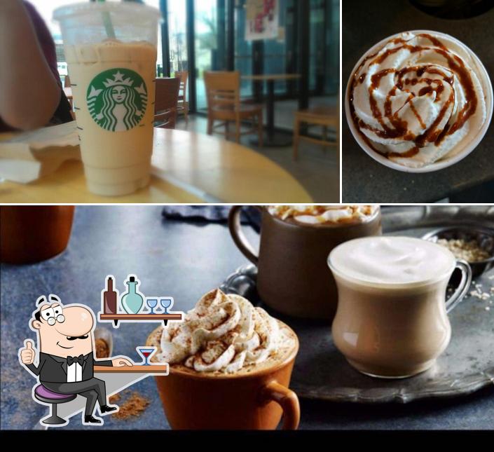 Parmi les diverses choses de la intérieur et la nourriture, une personne peut trouver sur Starbucks