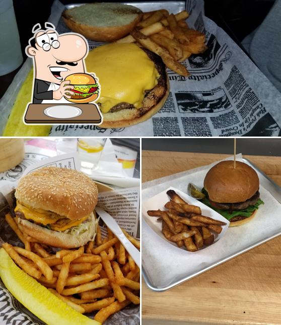 Maggie's Bar & Restaurant, 145 Country Club Dr in Lakewood Township
