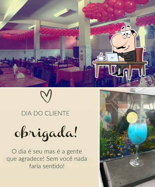 O interior do Churrascaria Custela's