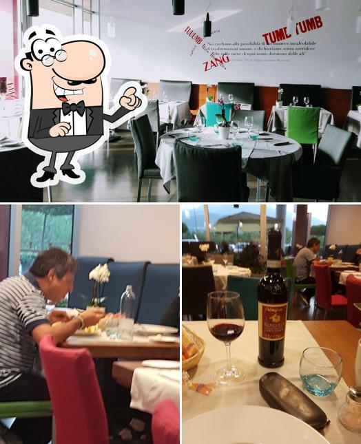 Gli interni di ristorante lounge-bar indoVino