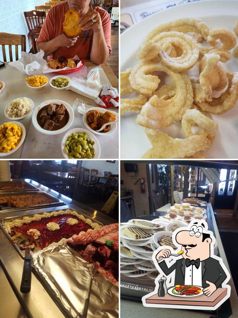 Fuller's Old Fashion BBQ, 113 N Eastern Blvd in Fayetteville