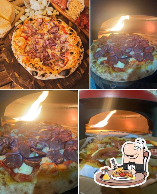 Escolha diferentes variedades de pizza