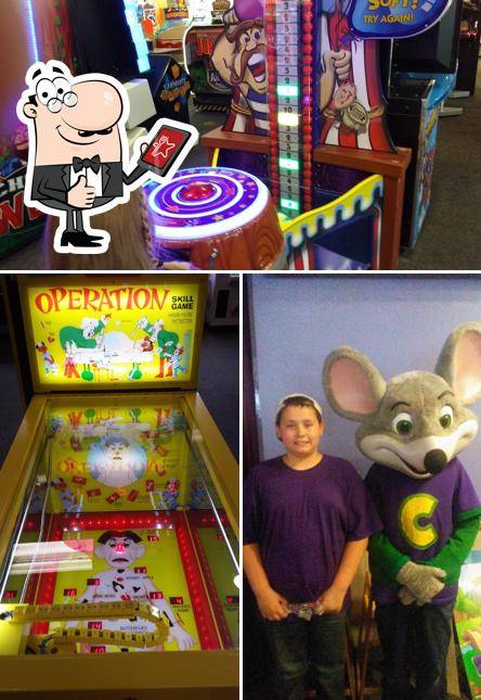 Chuck E. Cheese, 3901 Vestal Pkwy E in Vestal - Restaurant menu and reviews