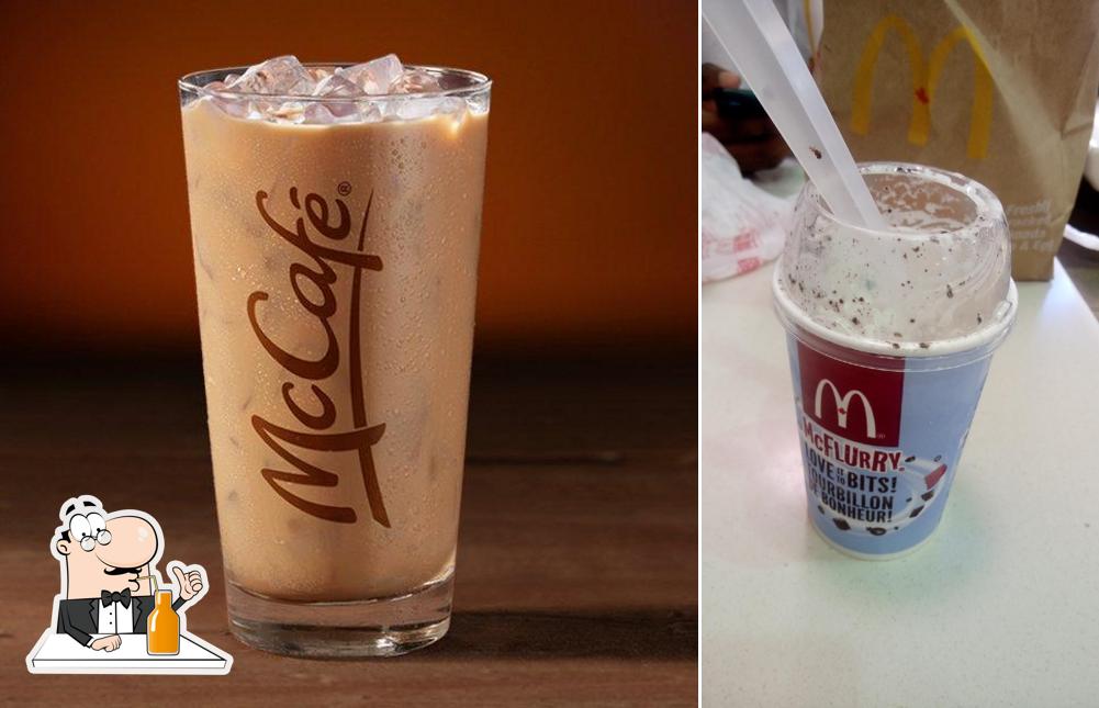 McDonald's sert un éventail de boissons