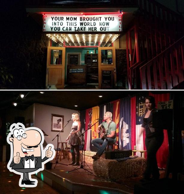 Whiskey Dix Saloon in Aiea Restaurant reviews