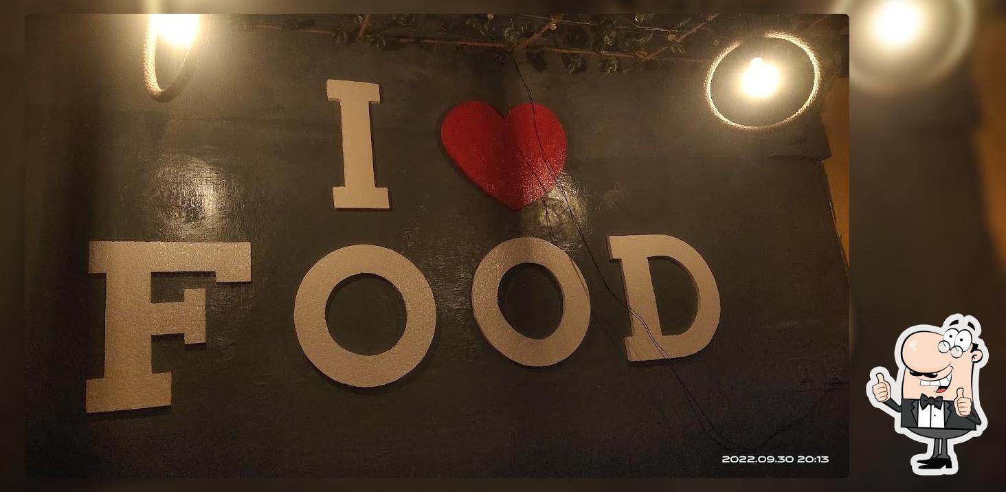 Cafe Foodie Woodie Nimbahera