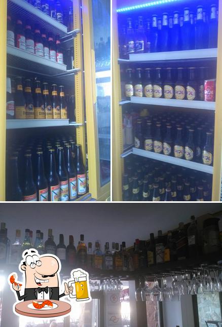 Peça um copo de cerveja leve ou escura