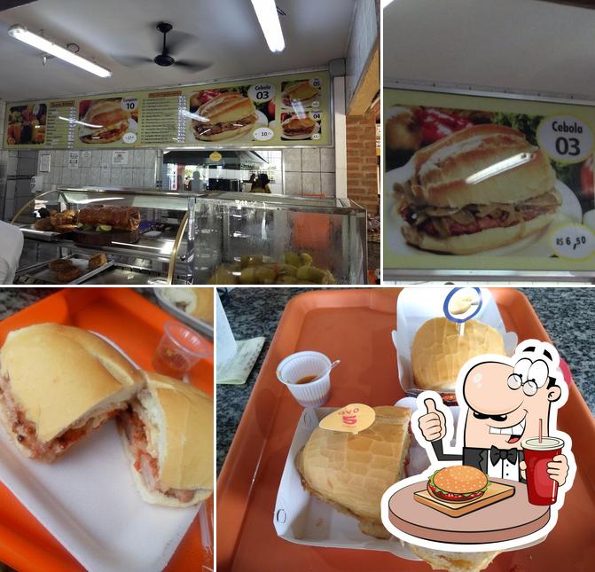 Porco Caipira - O Verdadeiro Pão com Linguiça